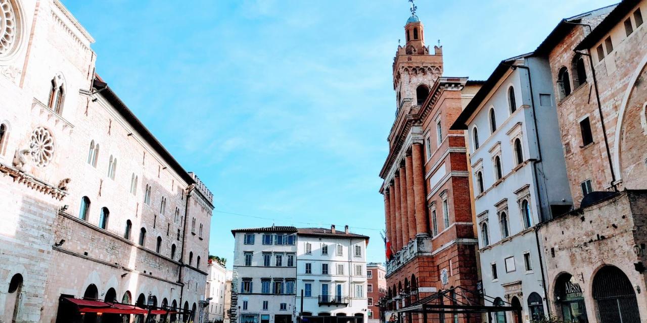 Nonna Tina In Centro Citta Apartment Foligno Bagian luar foto