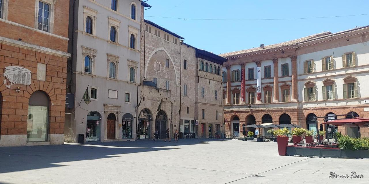 Nonna Tina Casavacanze Foligno Bagian luar foto